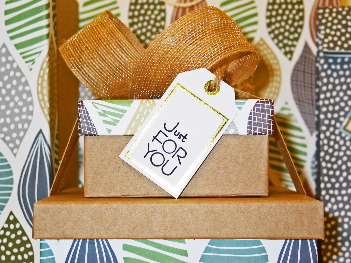 6 Ways to Make Your Gifts More Thoughtful for Anyone in Your Life